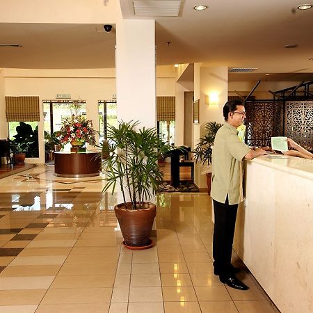 Suria Service Apartment-Hotel Bukit Merah Kültér fotó