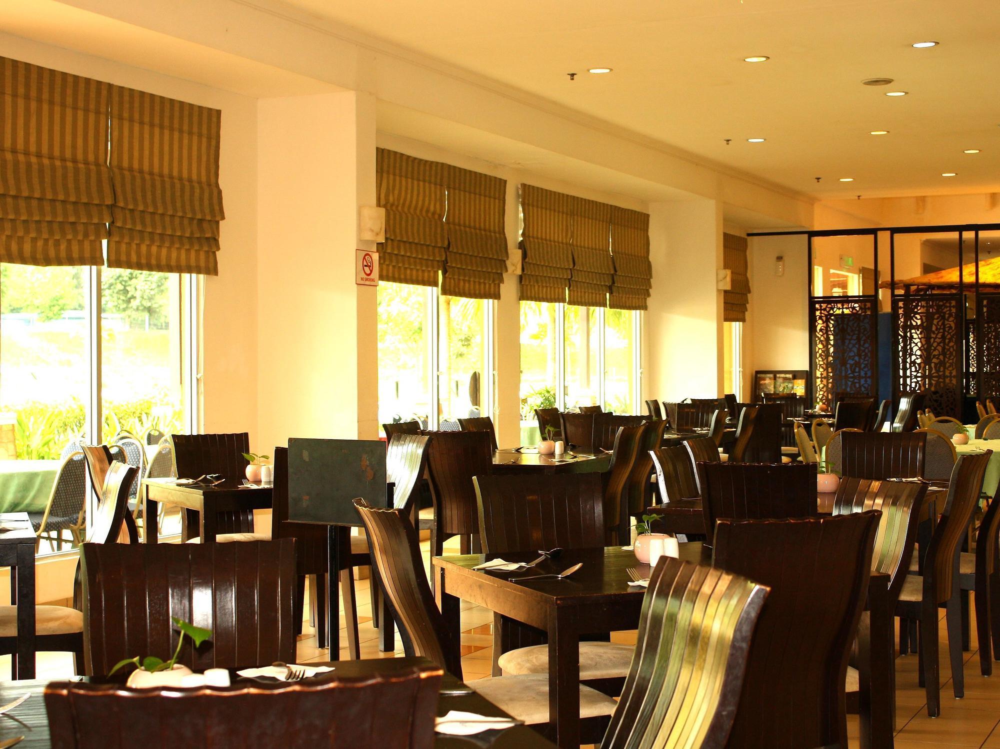 Suria Service Apartment-Hotel Bukit Merah Kültér fotó