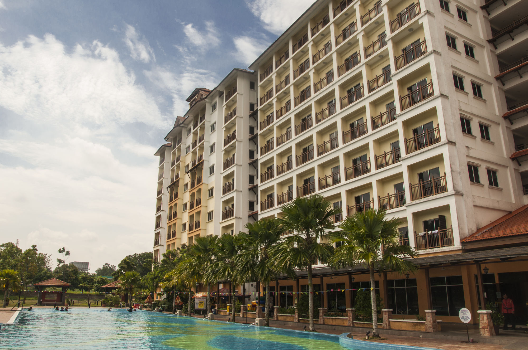 Suria Service Apartment-Hotel Bukit Merah Kültér fotó